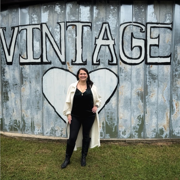 Lanston Sport Sherpa Trench Coat in Cream from Revolve (Worn once) - Picture 2 of 11